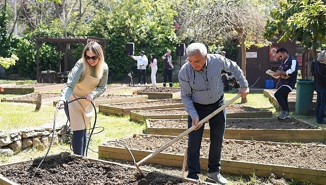 Kadıköy Bostanları’nda Yaz Dönemi Başladı