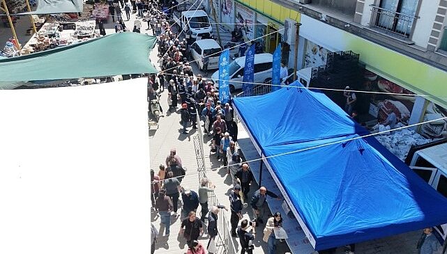 Başkan Çerçioğlu Binlerce Fideyi Söke’de Vatandaşlar ile Buluşturdu