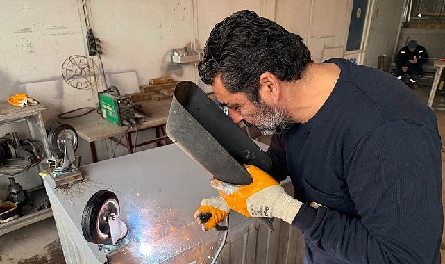 Kartepe’de Çöp Konteynerlerine Yeni Görünüm