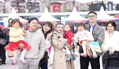 23 Nisan coşkusu sınırları aştı