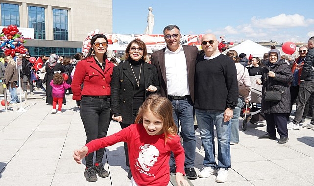 23 Nisan Ulusal Egemenlik ve Çocuk Bayramı’nda Şehir Tiyatroları’nın Sahneleri Çocuklar İçin Açıldı