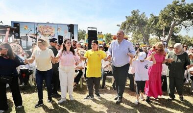 Menderes Uçurtmalarla Rengarenk