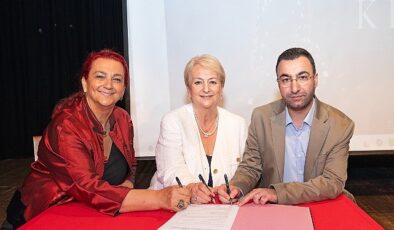 Nar Kızlar Yola Çıktı