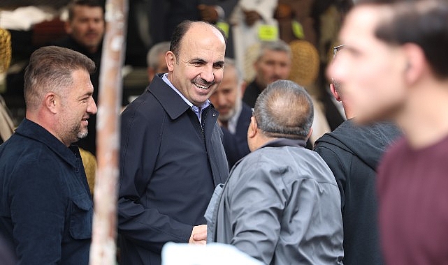 Şehir Merkezinde Esnafı Ziyaret Eden Başkan Altay: “Konya’mızda Kurban Bayramı’nın Bereketini ve Heyecanını Hep Birlikte Yaşıyor